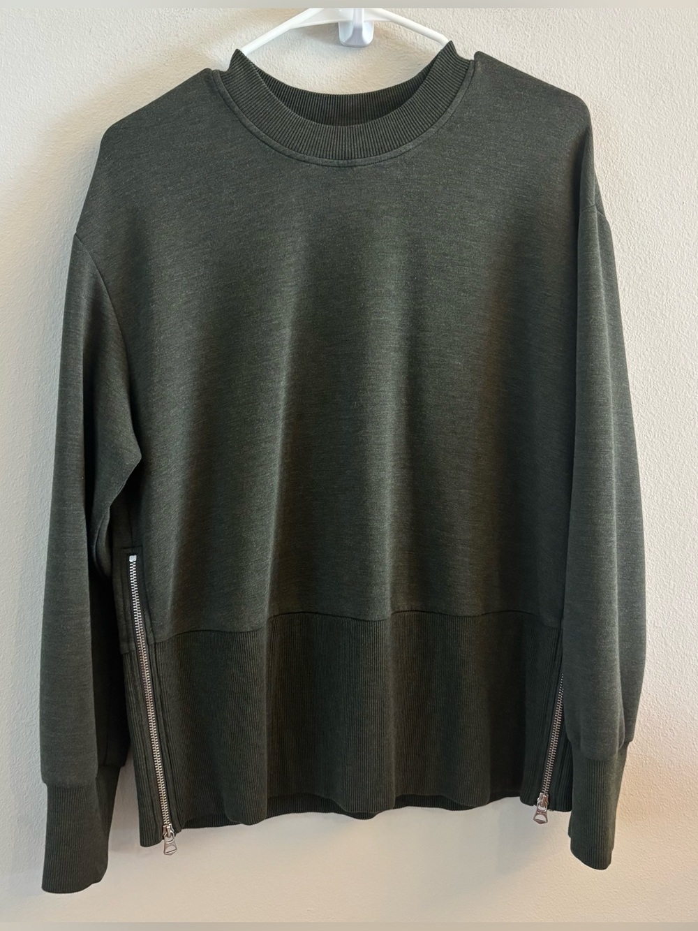 Varley Lowry Longline Sweat Pullover in Olive Marl Green Size Small - Picture 3 of 13